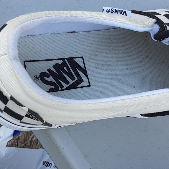 Shoes - Picture 5 of 6